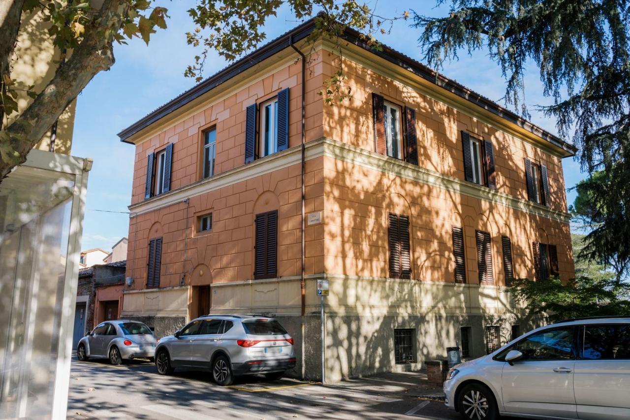 Lami Room & Apartment Кастел Сан Пиетро Терме Екстериор снимка