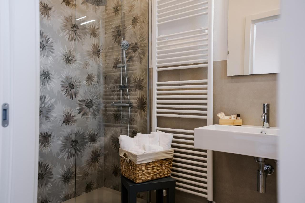 Lami Room & Apartment Кастел Сан Пиетро Терме Екстериор снимка