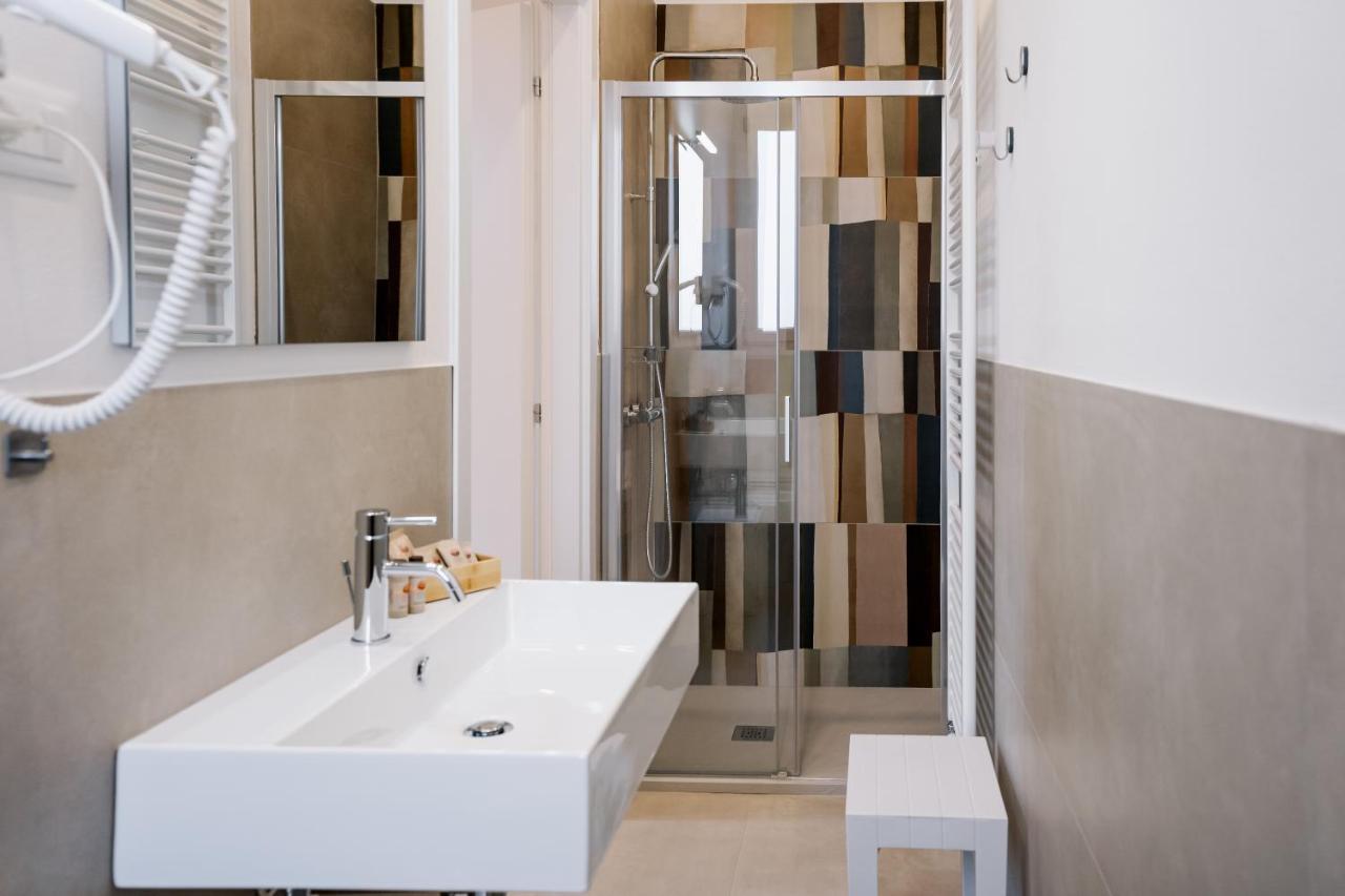 Lami Room & Apartment Кастел Сан Пиетро Терме Екстериор снимка