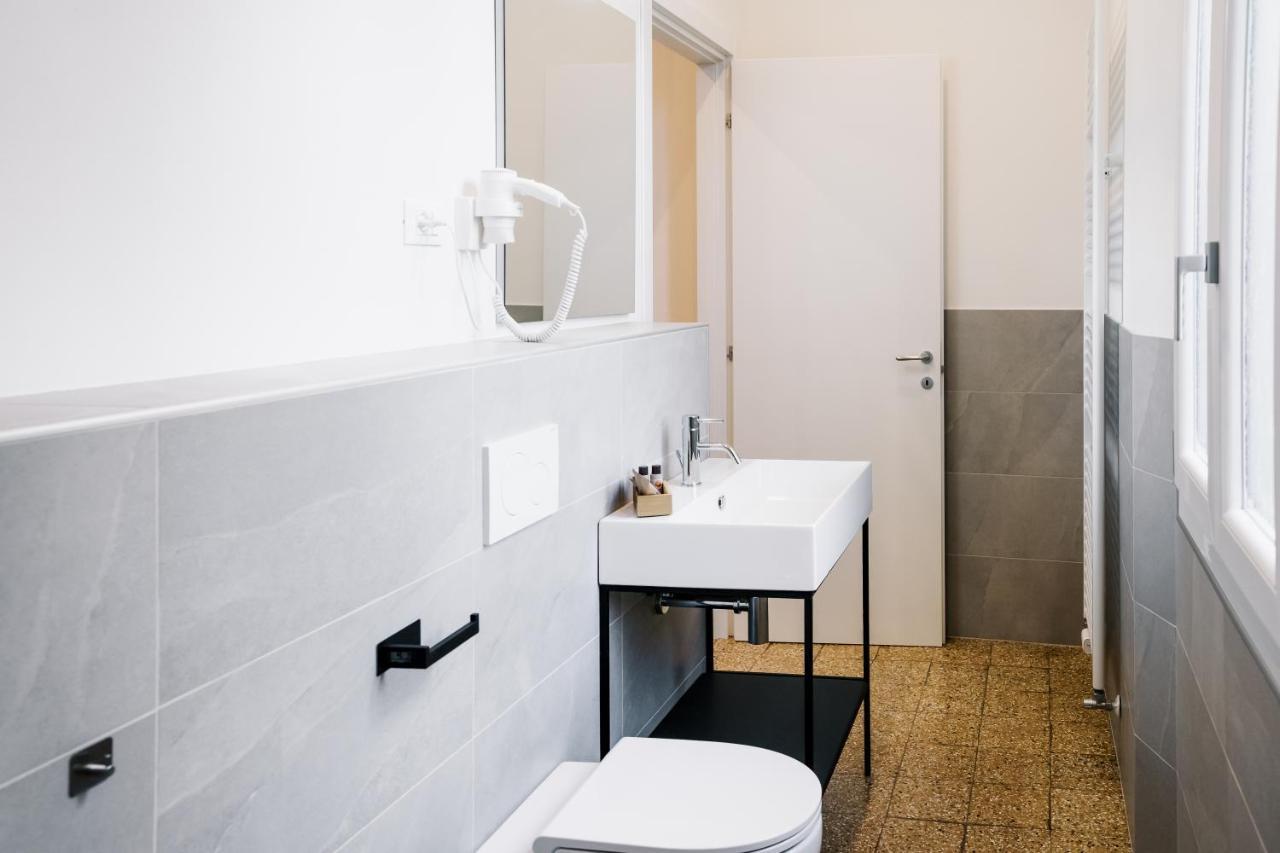 Lami Room & Apartment Кастел Сан Пиетро Терме Екстериор снимка